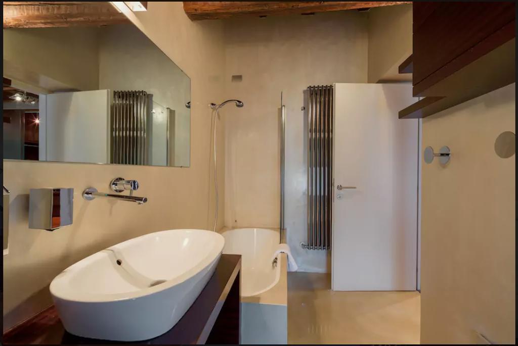 Porta Vittoria Apartment Верона Екстер'єр фото